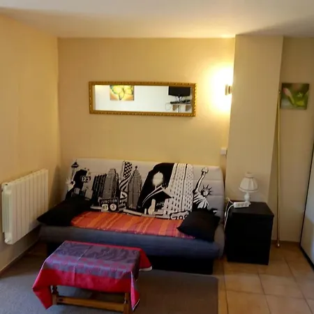 Apartment Rue Victor Tesniere - 26 Appartamento *